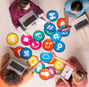 analyzing-marketing-tools-1536x1024